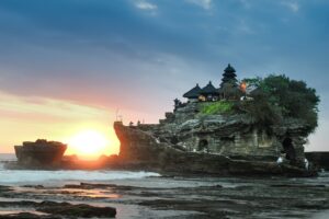 temple en Bali sur la plage